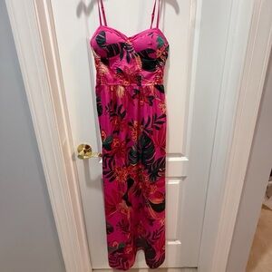 Floral women’s maxi dress size small